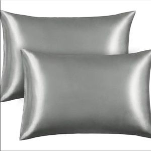2 Satin Pillow Cases Standard Size NEW